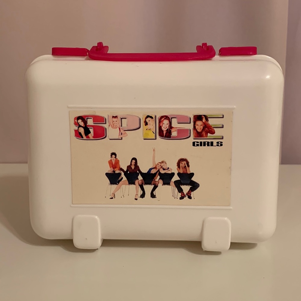 Vintage 90’s small Spice Girls lunch box